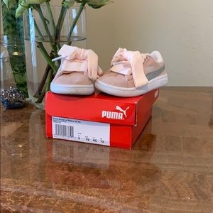 Pink and white baby Pumas